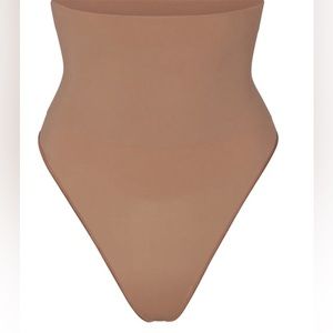 BNIB Skims Core Control High Waisted Thong